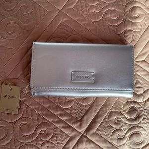 Brand New beautiful and stylish clutch wallet for women